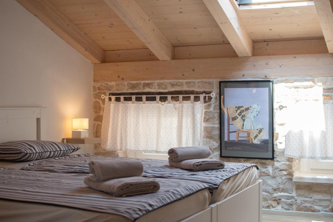 Apartments Nesatcium Пула Екстер'єр фото